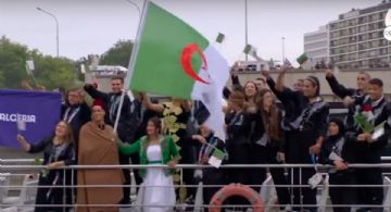 París 2024: El gesto de la delegación de Argelia durante la inauguración (VIDEO)
