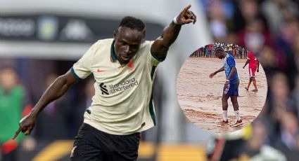 Sadio Mané regresa a su pueblo natal y echa reta en medio del lodo y la lluvia | VIDEO