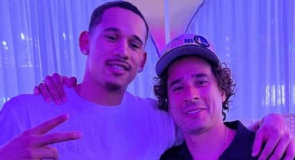 Memo Ochoa presume fotos con los campeones de la NBA