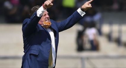 “No vamos a comprar a lo gü*y”, dice Miguel Herrera tras la baja de Carlos González