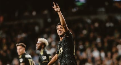 Carlos Vela confirma que renovó contrato con el LAFC: “Contento de estar aquí”