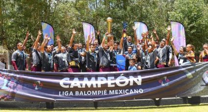César Villaluz se proclama campeón en la Liga del Balompié Mexicano