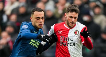 Santiago Giménez mete golazo, pero Feyenoord cae ante PSV, sin Chucky Lozano