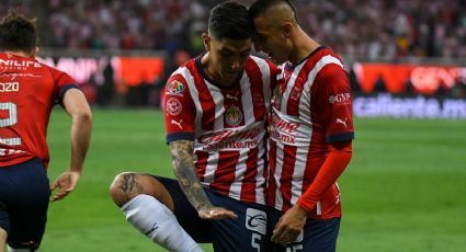 ¡Se acerca la 13! Chivas vence a Tigres al medio tiempo gracias a ‘Piojo’ Alvarado y ‘Pocho’ Guzmán