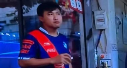 Tailandés con jersey del Puebla se hace viral en video de creador de contenido, ¿cómo llegó?